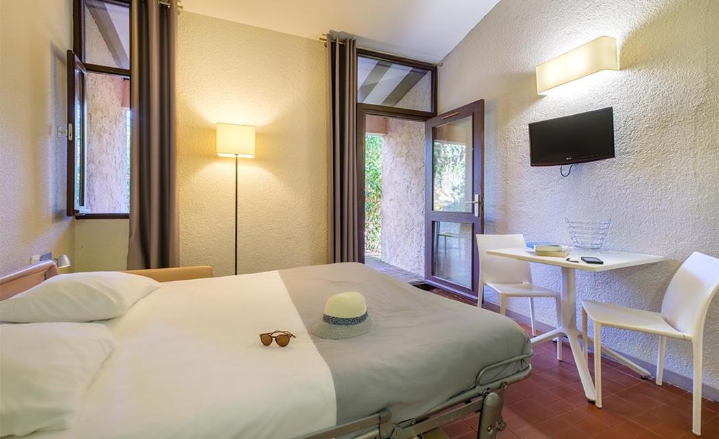 Belambra Clubs La Colle-Sur-Loup - Les Terrasses De Saint-Paul De Vence Hotel Luaran gambar